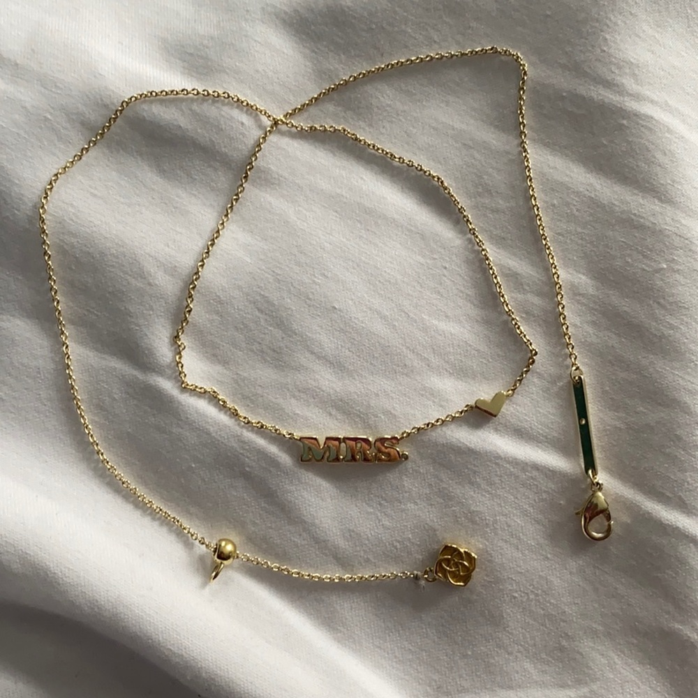 Dainty and Beautiful Kendra Scott Mrs. Necklace